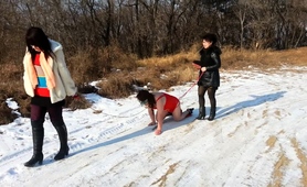 chinese-slave-trained-in-outdoor-bondage-and-submission