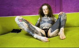 ceci-milkymouzz-wants-to-stuff-her-delicious-pussy